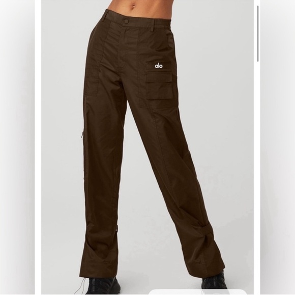 ALO Yoga Pants - Alo Yoga Blaze Trouser Utility Pants Brown Espresso Size Medium